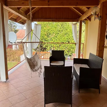 Reka Apartmanhaz