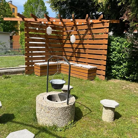 Reka Apartmanhaz Apartment Bük