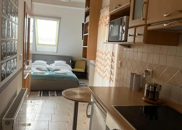 Lägenhet Reka Apartmanhaz Bük