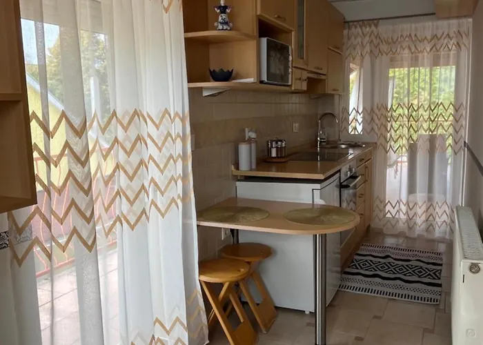 Reka Apartmanhaz *